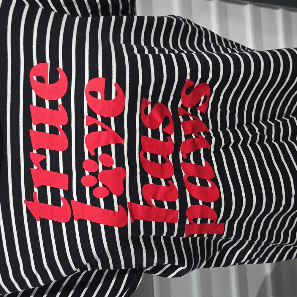 Torrid Black White Striped T-shirt Size 2X True‎ Love Has Paws